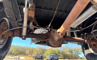 Chevrolet-CK10-Silverado-trim-short-bed-6.0-LS4x4-4L60-Nice-1986-Silverado-4x4-26