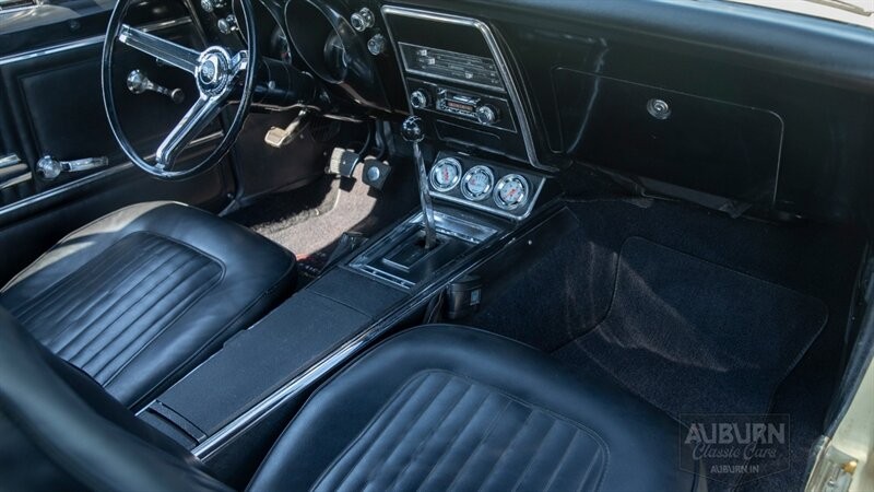 Chevrolet-Camaro-1967-21