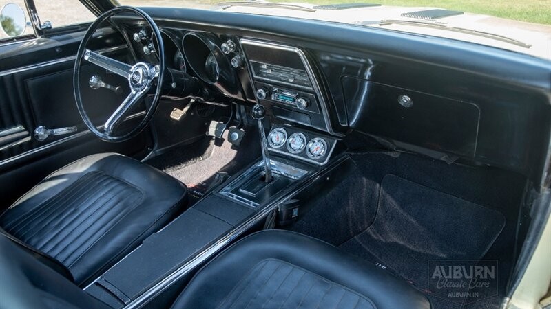 Chevrolet-Camaro-1967-25