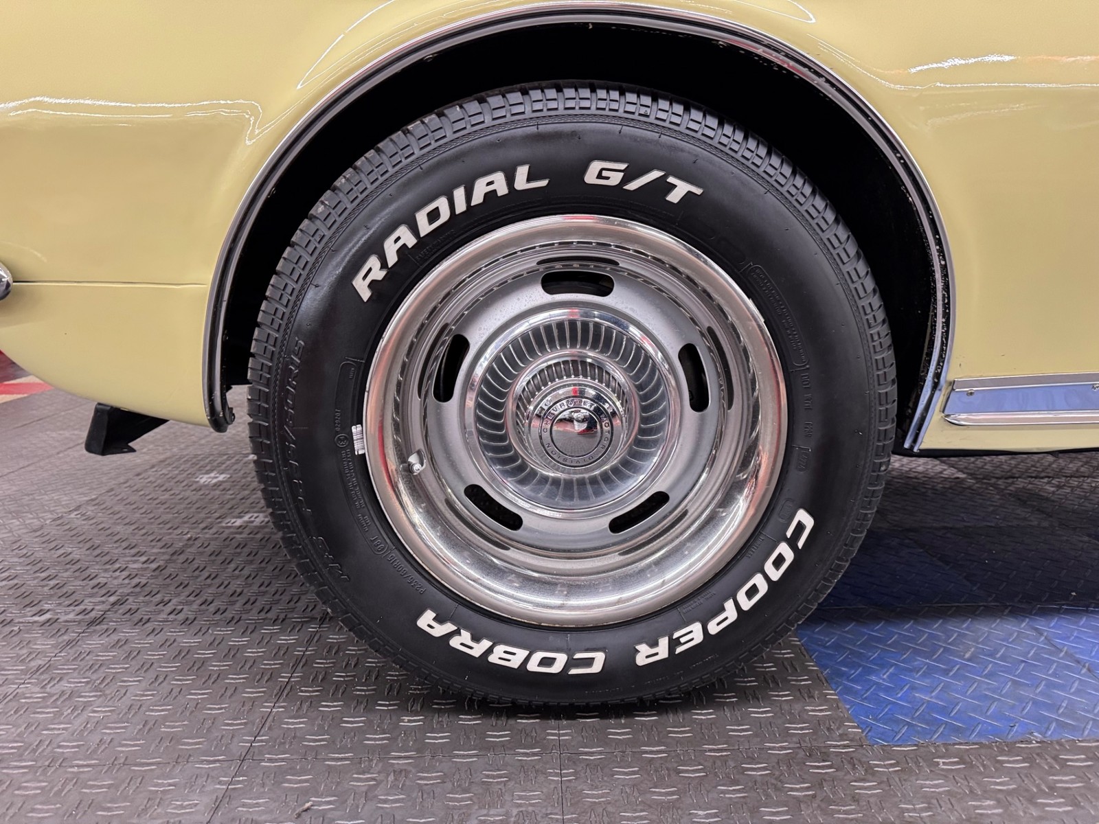 Chevrolet-Camaro-1967-26