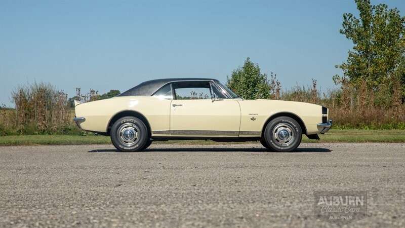 Chevrolet-Camaro-1967-4