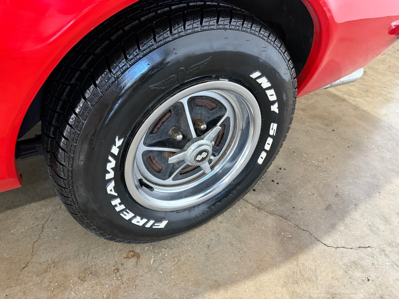 Chevrolet-Camaro-1967-Classic-Car-24