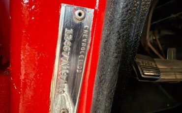 Chevrolet-Camaro-1967-Classic-Car-27