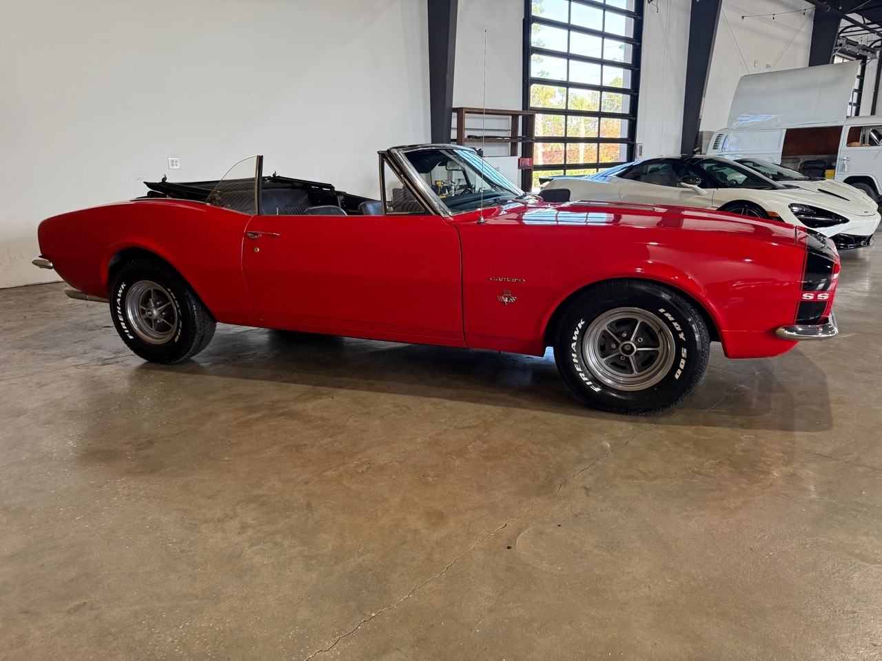 Chevrolet-Camaro-1967-Classic-Car-5
