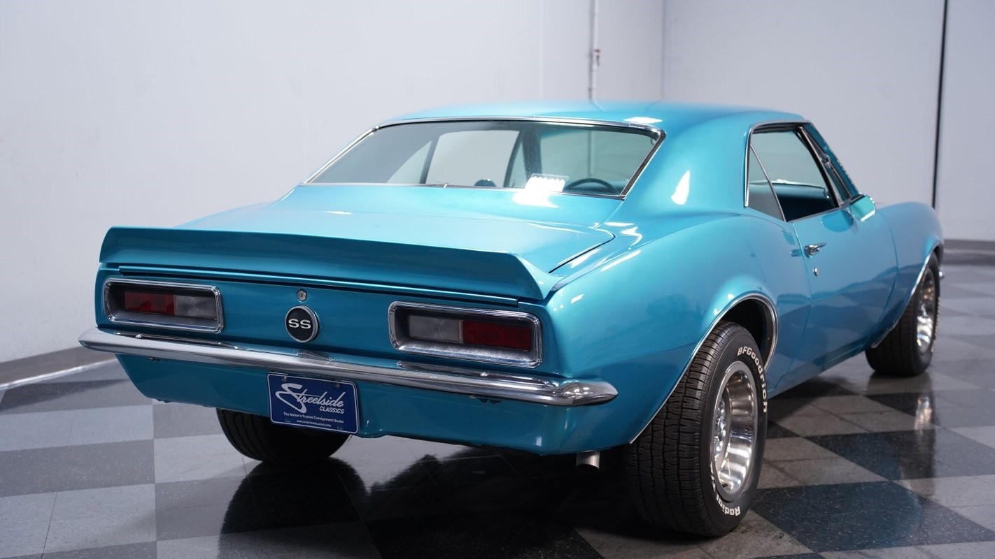 Chevrolet-Camaro-1967-Coupe-10