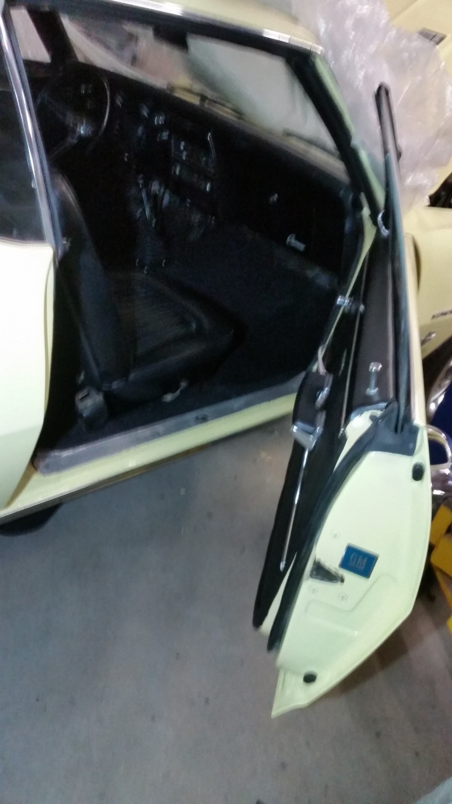 Chevrolet-Camaro-1967-Coupe-24