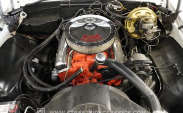 Chevrolet-Camaro-1967-Ermine-White-Bright-Blue-14