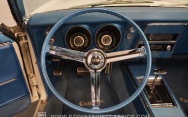 Chevrolet-Camaro-1967-Ermine-White-Bright-Blue-44