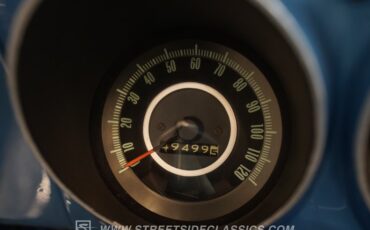 Chevrolet-Camaro-1967-Ermine-White-Bright-Blue-46