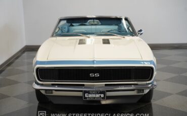 Chevrolet-Camaro-1967-Ermine-White-Bright-Blue-8