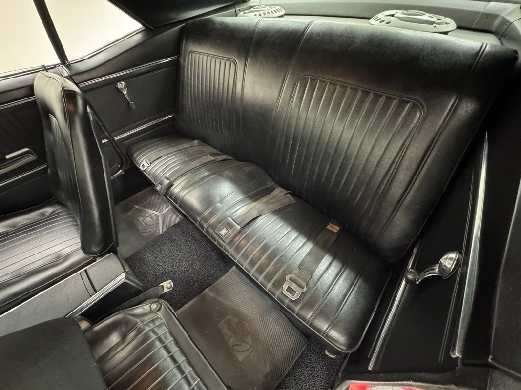 Chevrolet-Camaro-1967-Hardtop-32