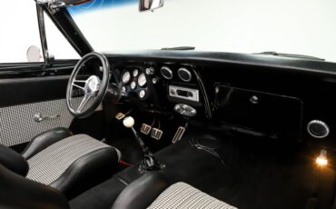 Chevrolet-Camaro-1967-Indy-Red-Black-12