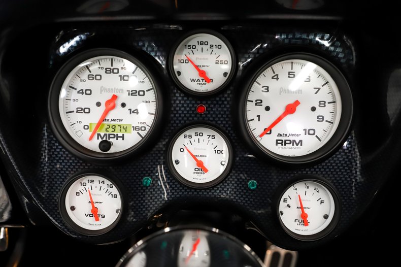 Chevrolet-Camaro-1967-Indy-Red-Black-20