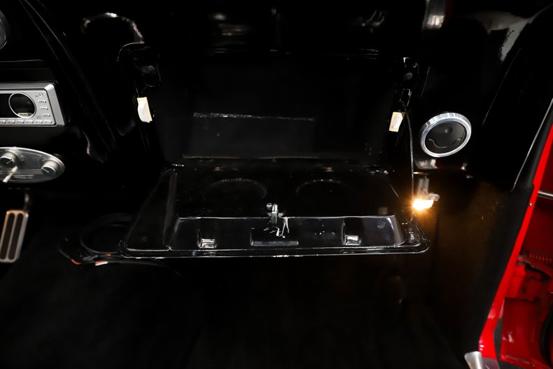 Chevrolet-Camaro-1967-Indy-Red-Black-45