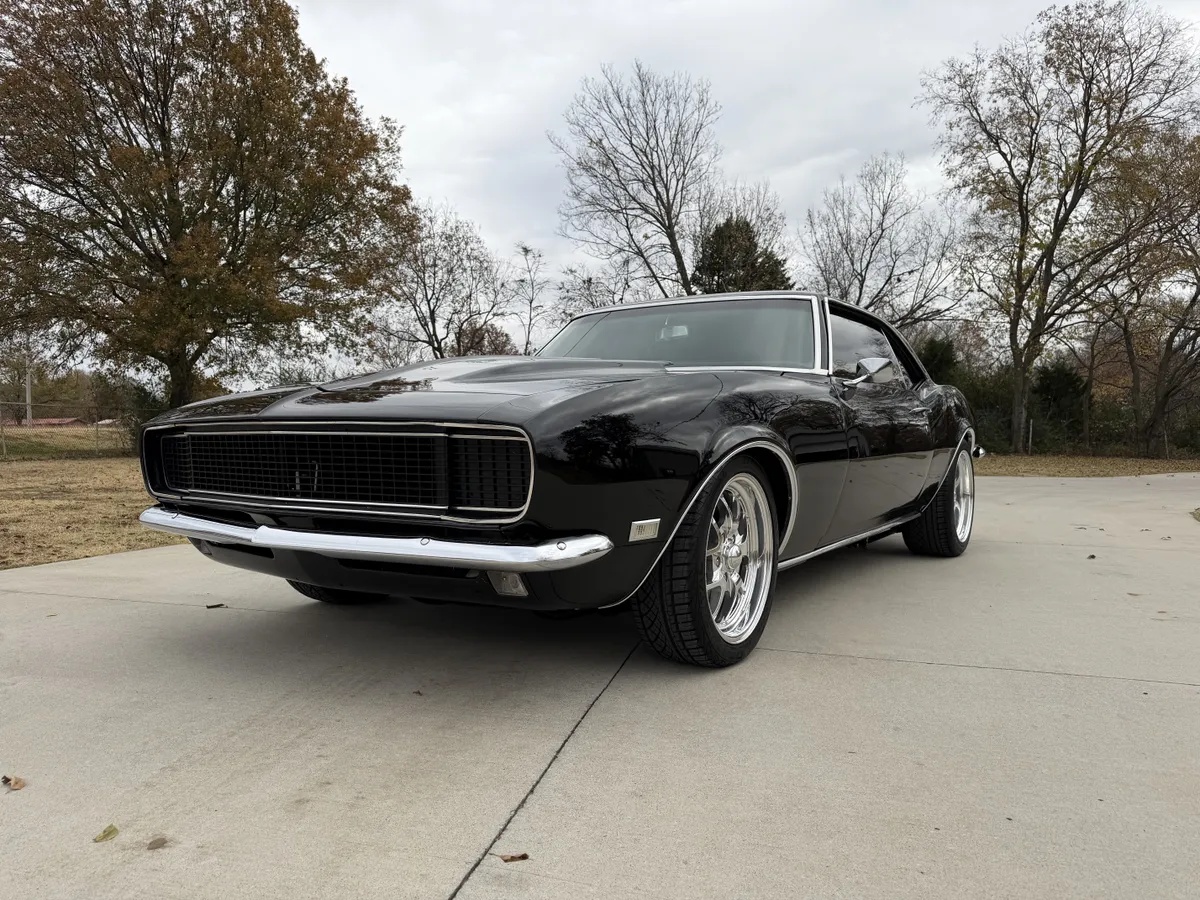 Chevrolet-Camaro-1968-Black-Black-8