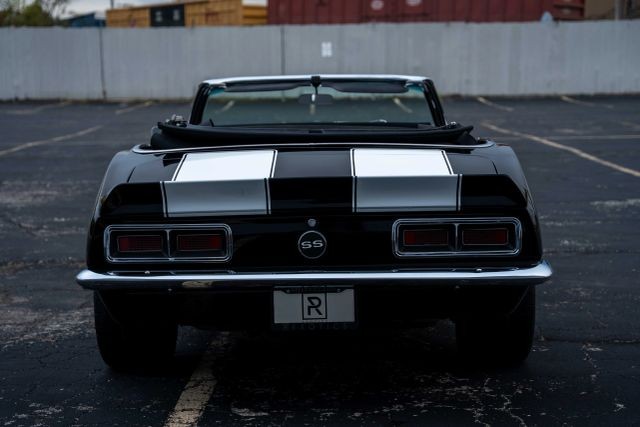 Chevrolet-Camaro-1968-Convertible-17