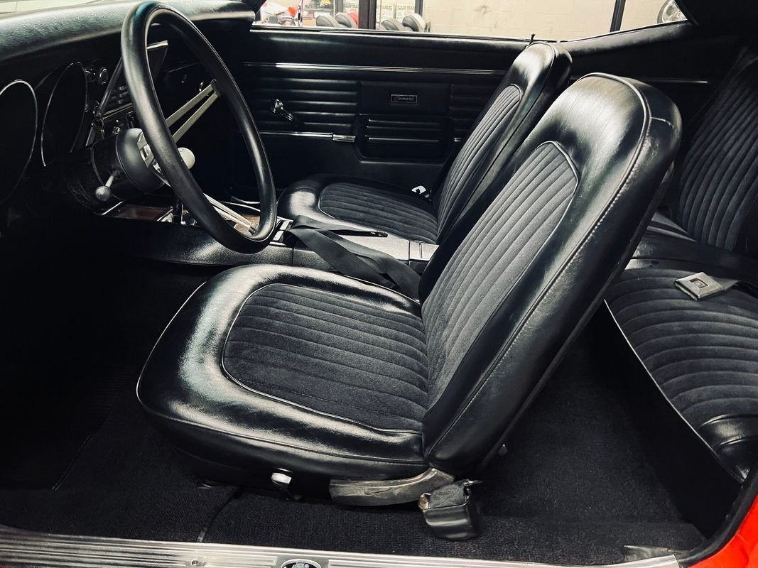 Chevrolet-Camaro-1968-Coupe-14