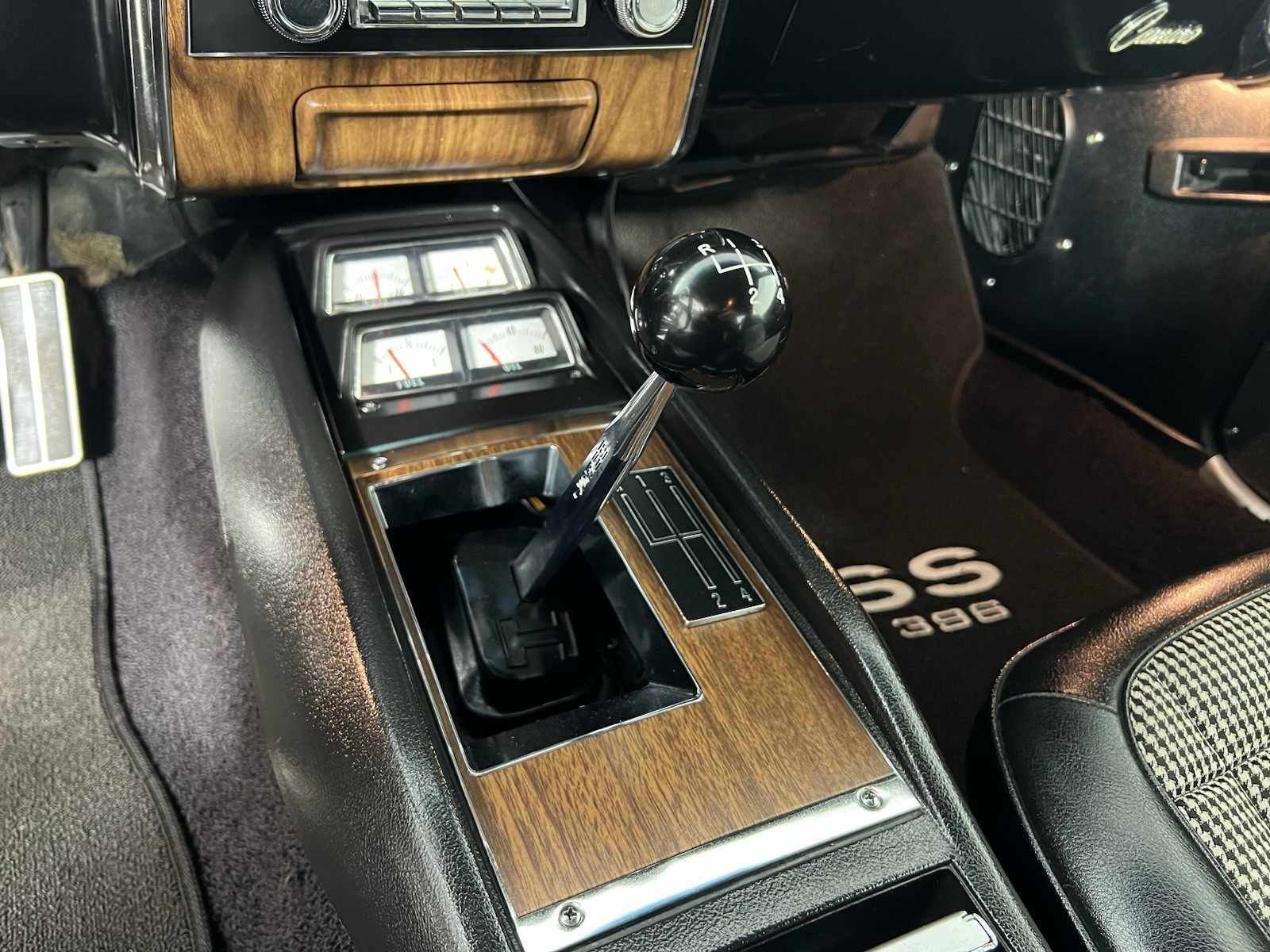 Chevrolet-Camaro-1968-Coupe-14