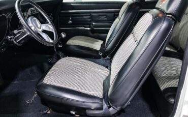 Chevrolet-Camaro-1968-Coupe-18