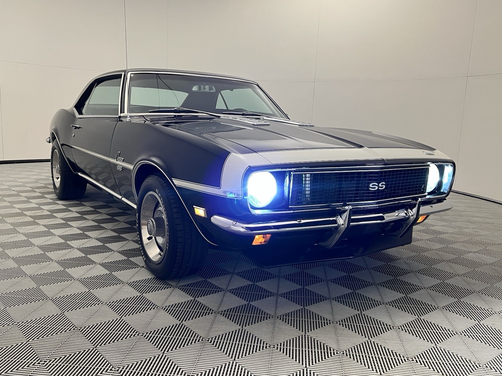 Chevrolet-Camaro-1968-Coupe-19