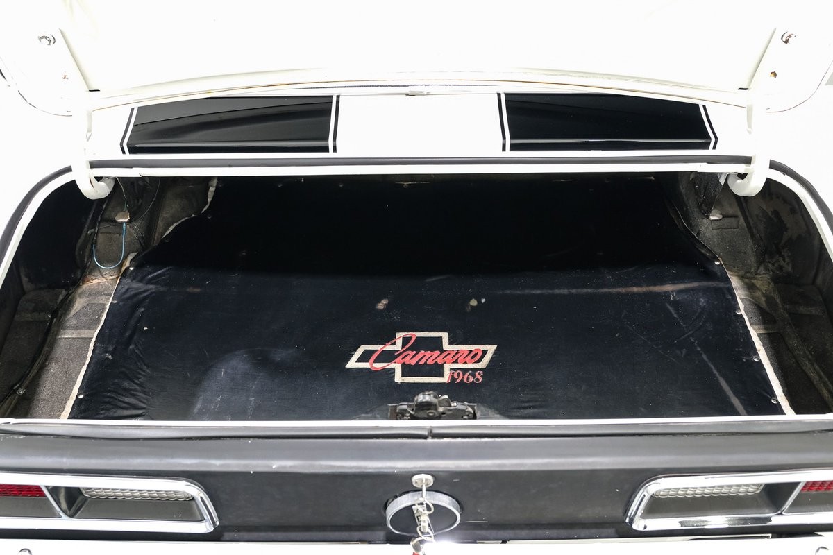 Chevrolet-Camaro-1968-Coupe-23