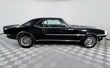 Chevrolet-Camaro-1968-Coupe-3