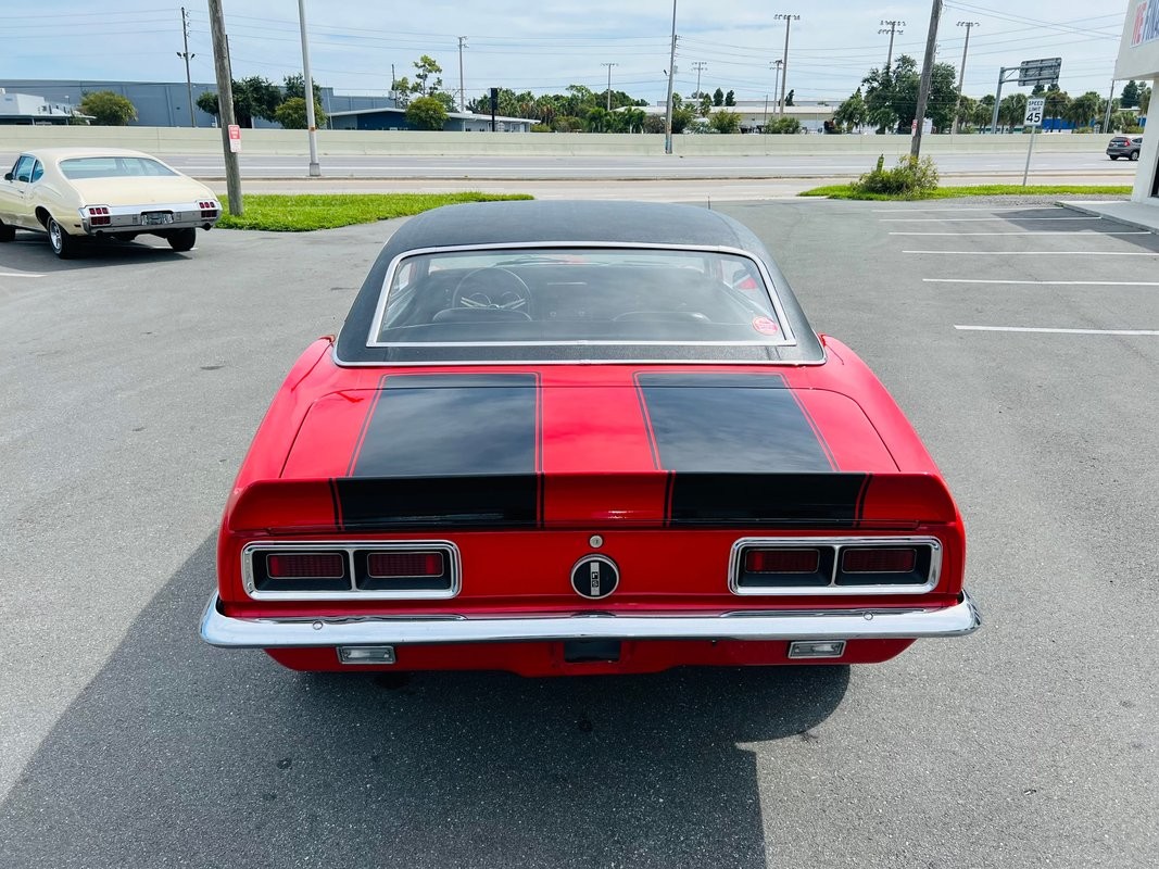 Chevrolet-Camaro-1968-Coupe-4