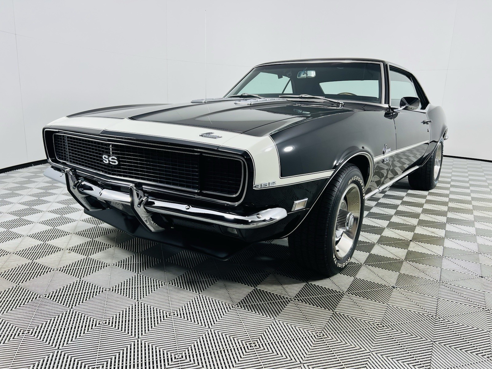 Chevrolet-Camaro-1968-Coupe-9