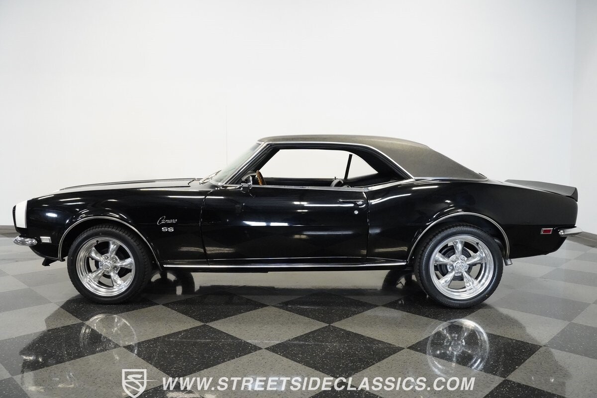 Chevrolet-Camaro-1968-Hardtop-2