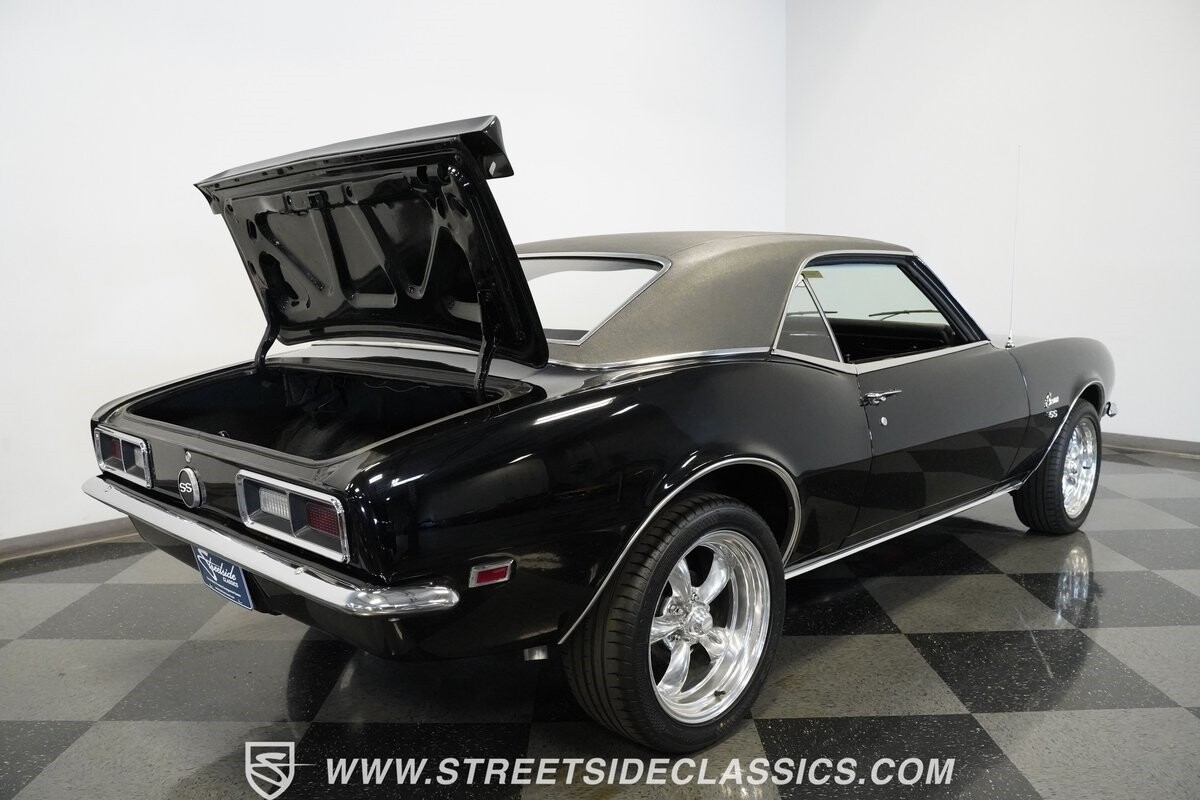 Chevrolet-Camaro-1968-Hardtop-23
