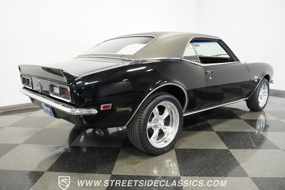 Chevrolet-Camaro-1968-Hardtop-30