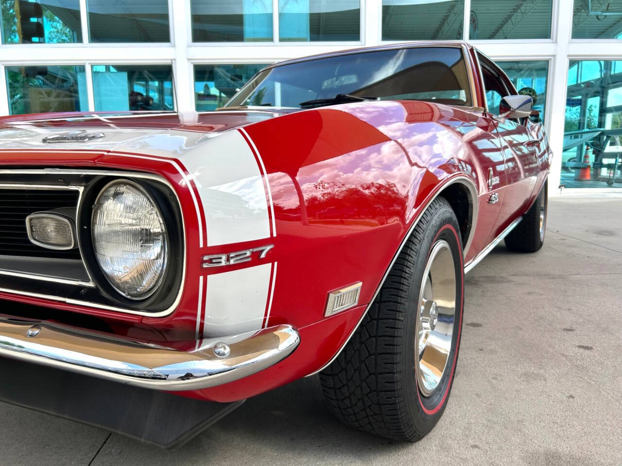 Chevrolet-Camaro-1968-Hatchback-12