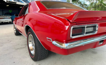Chevrolet-Camaro-1968-Hatchback-15