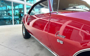 Chevrolet-Camaro-1968-Hatchback-18