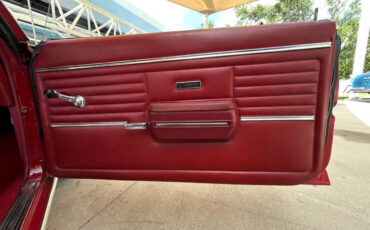 Chevrolet-Camaro-1968-Hatchback-28