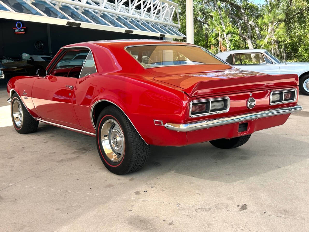 Chevrolet-Camaro-1968-Hatchback-9