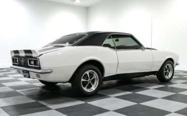 Chevrolet-Camaro-1968-White-Black-ampamp-White-Ho-13