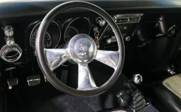 Chevrolet-Camaro-1968-White-Black-ampamp-White-Ho-22