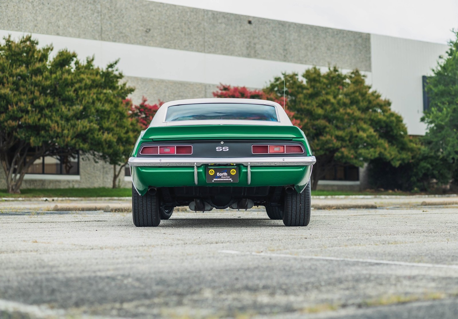Chevrolet-Camaro-1969-2D-Coupe-10