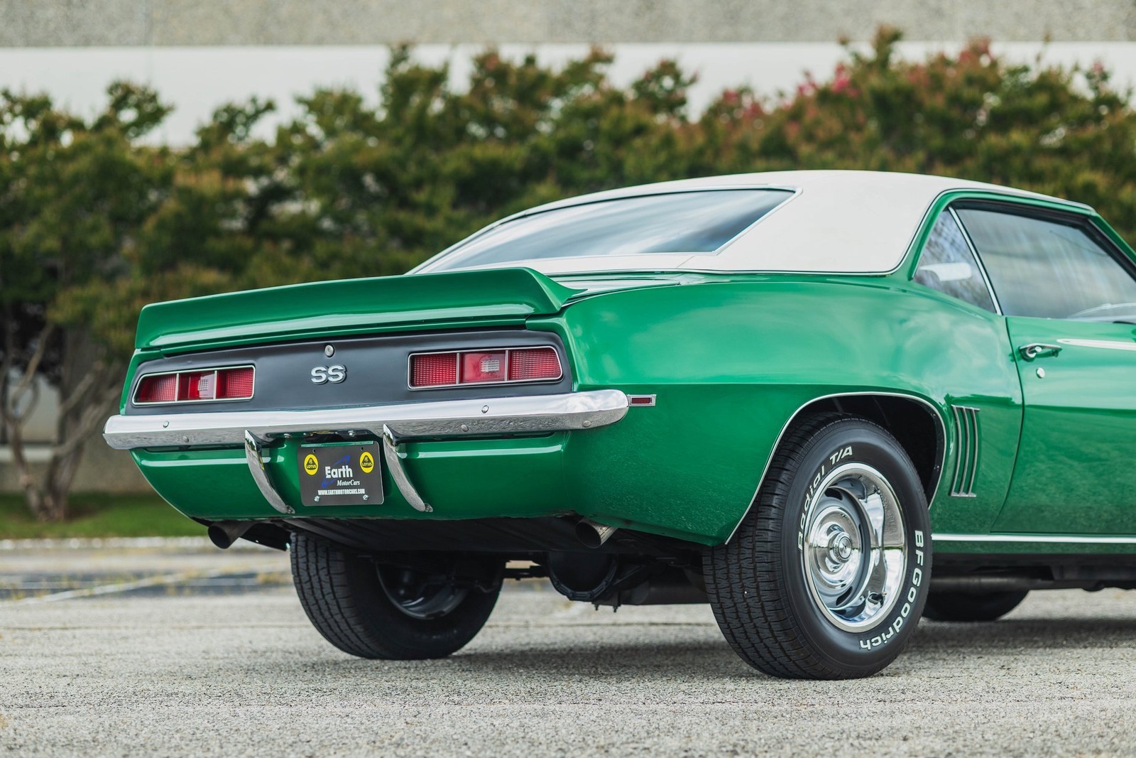 Chevrolet-Camaro-1969-2D-Coupe-12