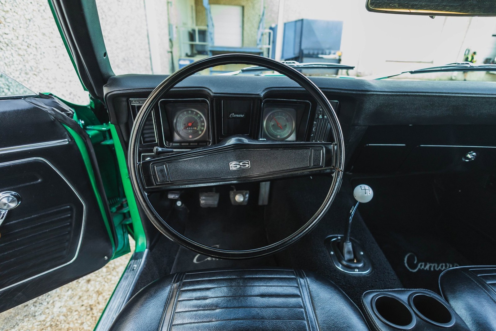 Chevrolet-Camaro-1969-2D-Coupe-30