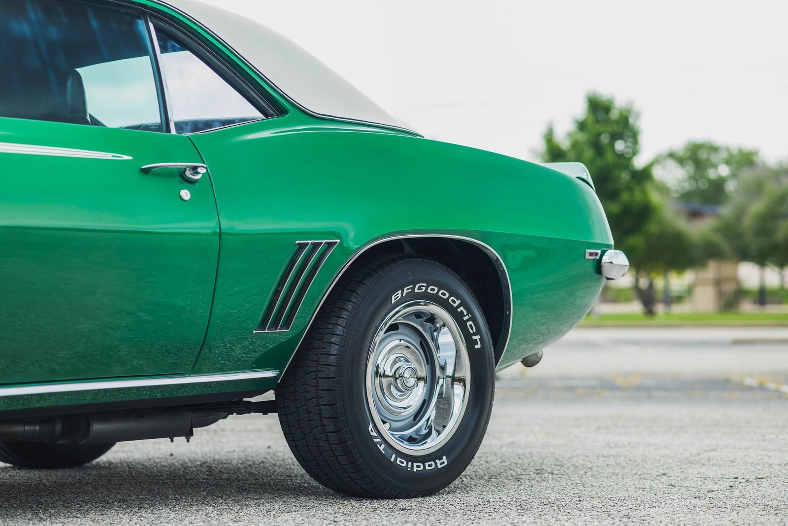 Chevrolet-Camaro-1969-2D-Coupe-8