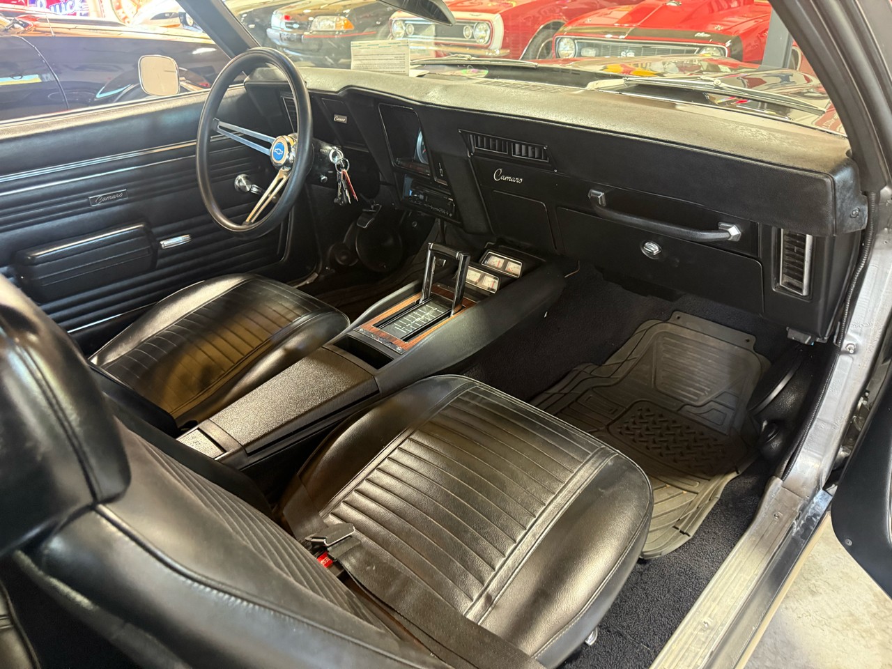 Chevrolet-Camaro-1969-American-Muscle-Car-18