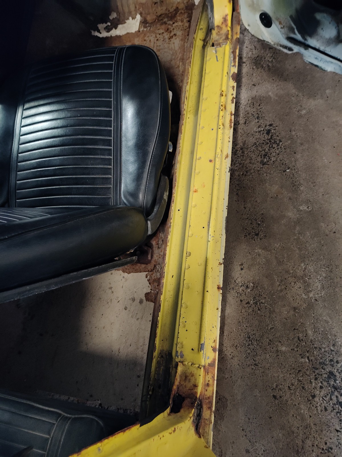 Chevrolet-Camaro-1969-Convertible-15