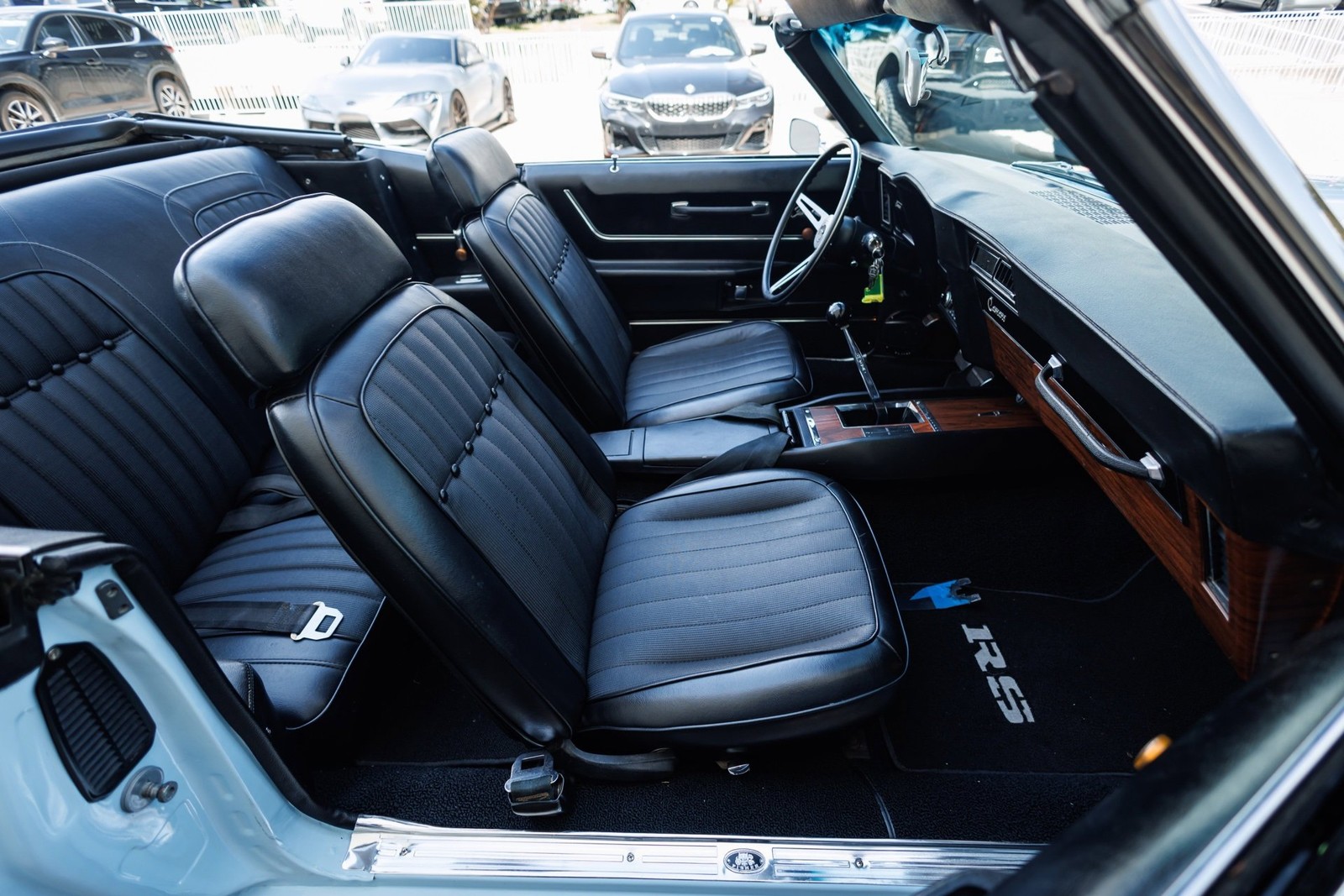 Chevrolet-Camaro-1969-Convertible-36