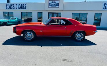 Chevrolet-Camaro-1969-Coupe-1