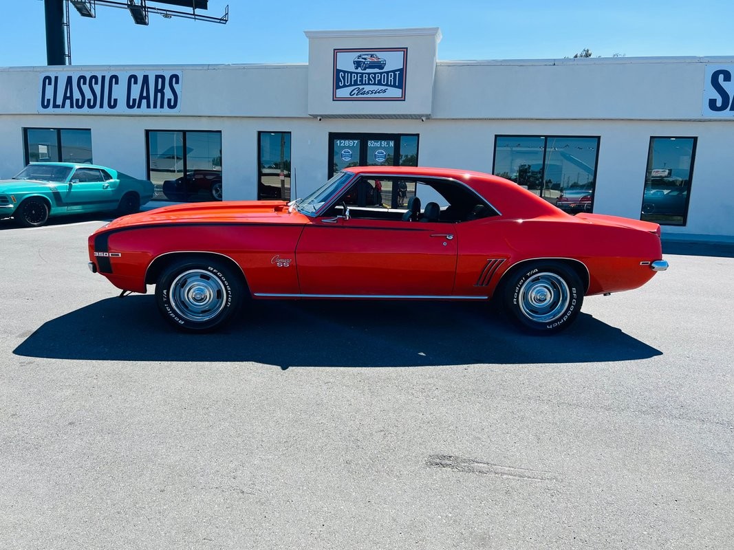 Chevrolet-Camaro-1969-Coupe-1