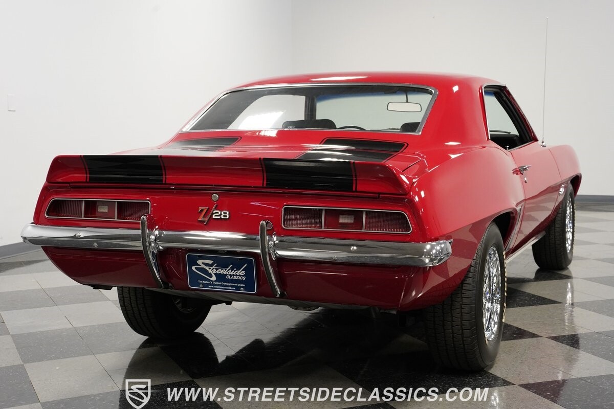 Chevrolet-Camaro-1969-Coupe-11