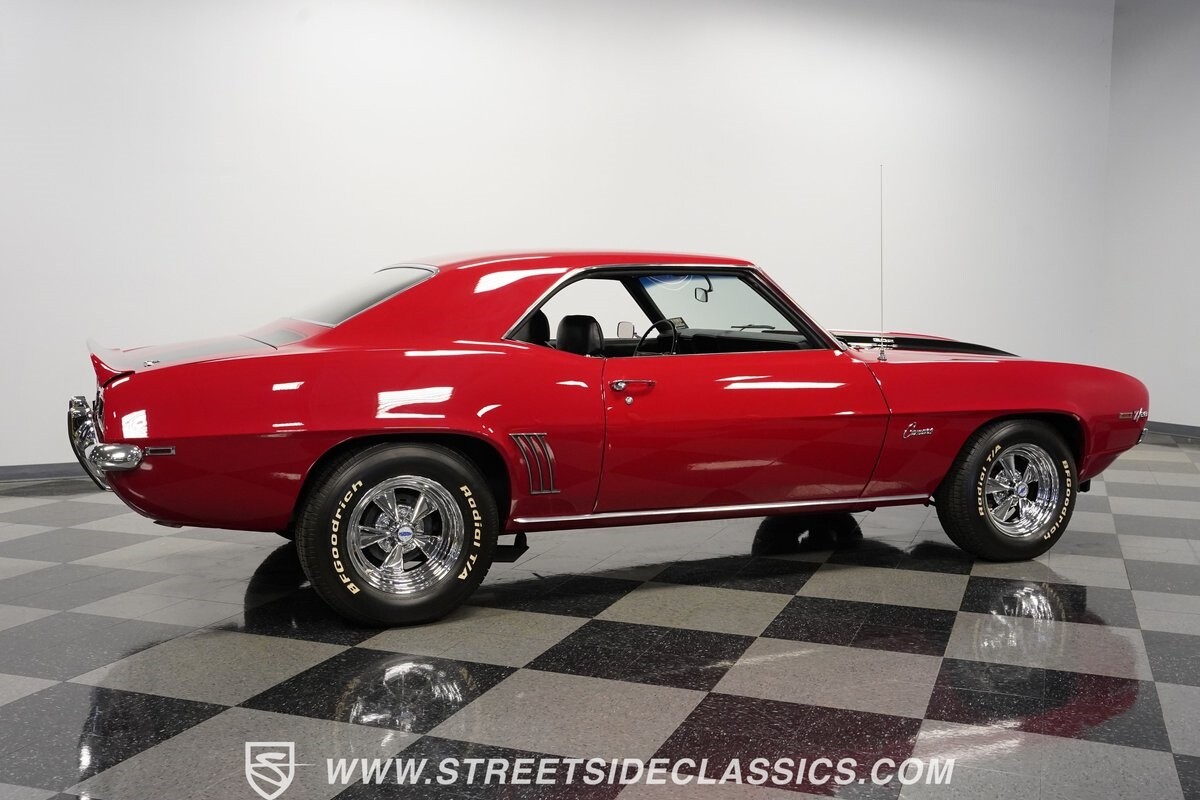 Chevrolet-Camaro-1969-Coupe-13