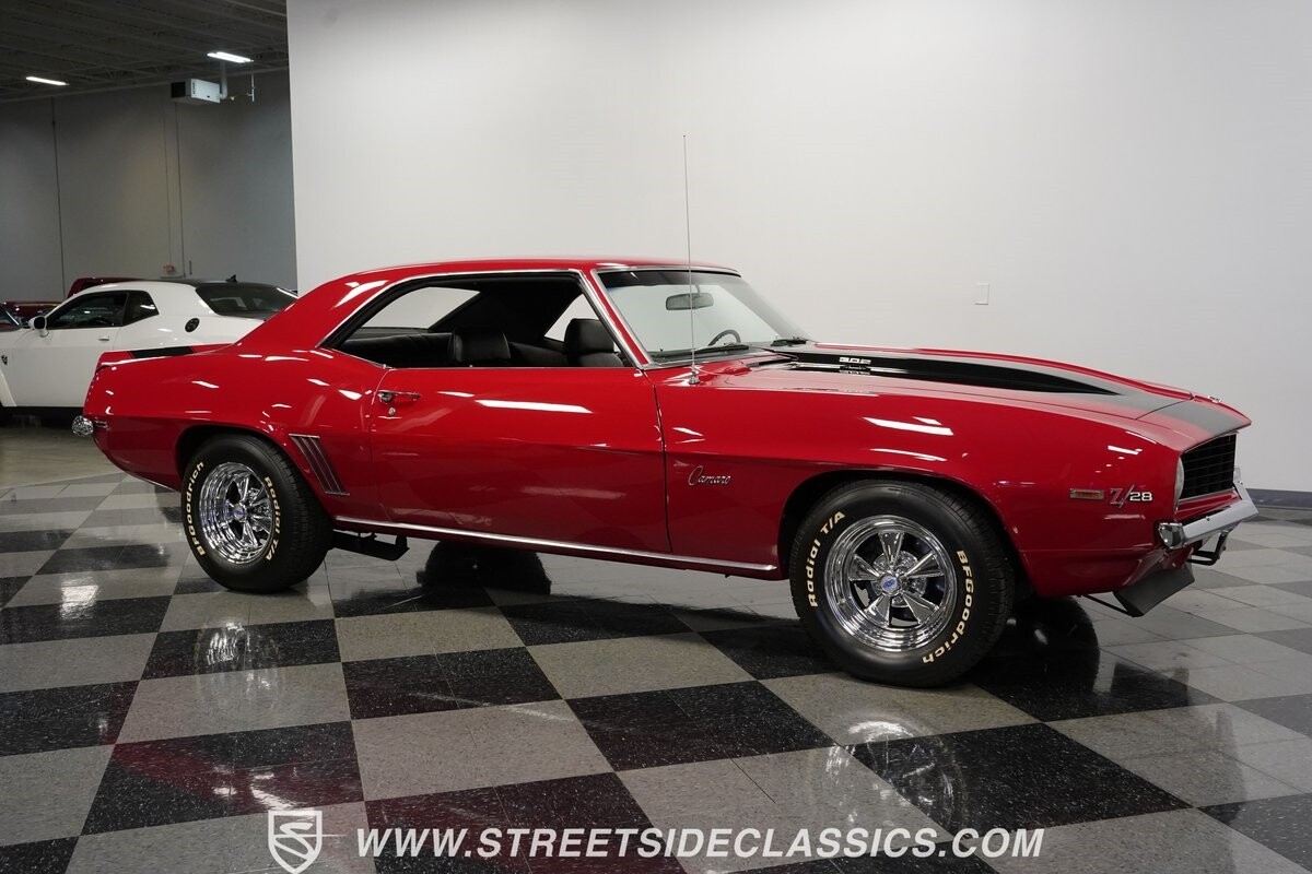 Chevrolet-Camaro-1969-Coupe-15